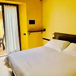 Agriturismo Il Talento Nella Quiete Bauernhof Castiglione dʼIntelvi