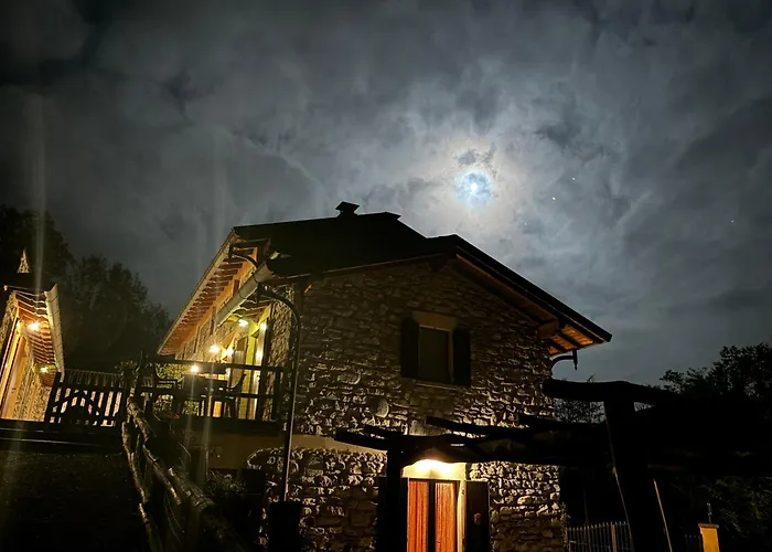 Agriturismo Il Talento Nella Quiete * Castiglione dʼIntelvi