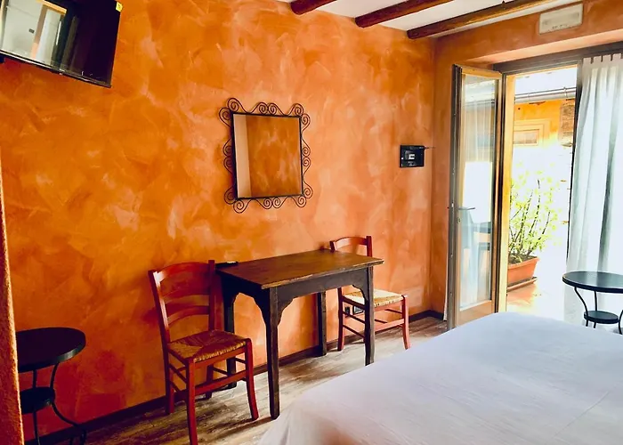 Bauernhof Agriturismo Il Talento Nella Quiete Castiglione dʼIntelvi