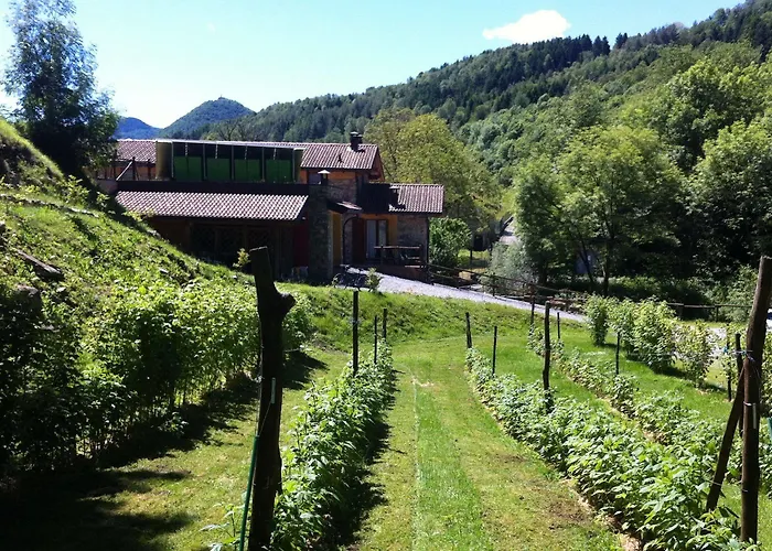 Agriturismo Il Talento Nella Quiete Bauernhof Castiglione dʼIntelvi