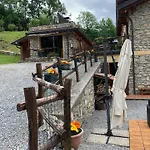 Agriturismo Il Talento Nella Quiete Lantgård Castiglione dʼIntelvi