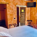 Agriturismo Il Talento Nella Quiete * Castiglione dʼIntelvi