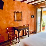 Lantgård Agriturismo Il Talento Nella Quiete Castiglione dʼIntelvi